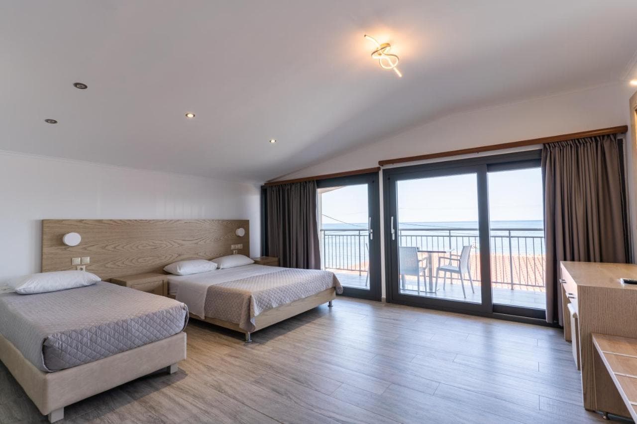 Superior Sea View Suite